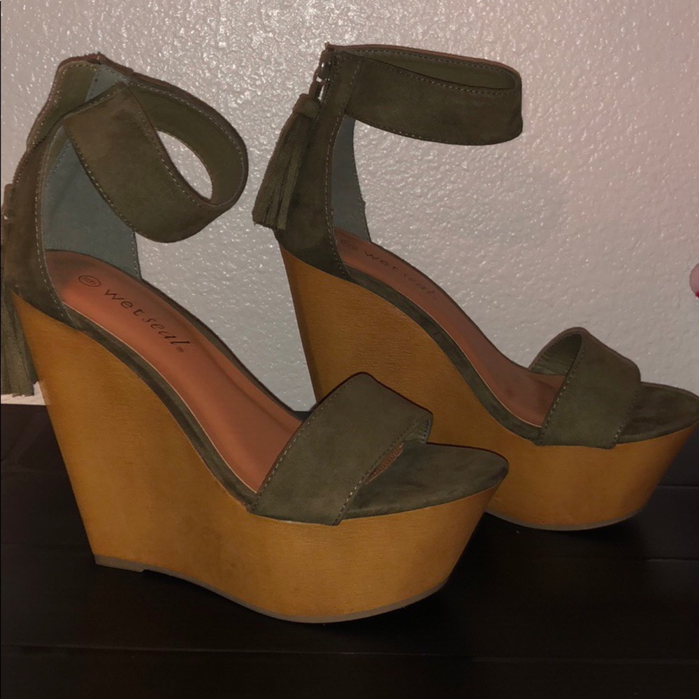 New Wedges